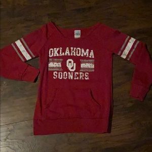 OU Sooners pullover.
